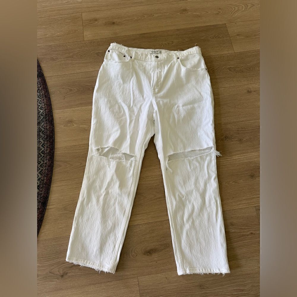 Abercrombie & Fitch 90s straight ultra high rise jean NWT